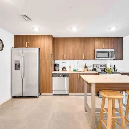 Charming Apt In The Heart Of Downtown With Free Parking Miami Exterior photo