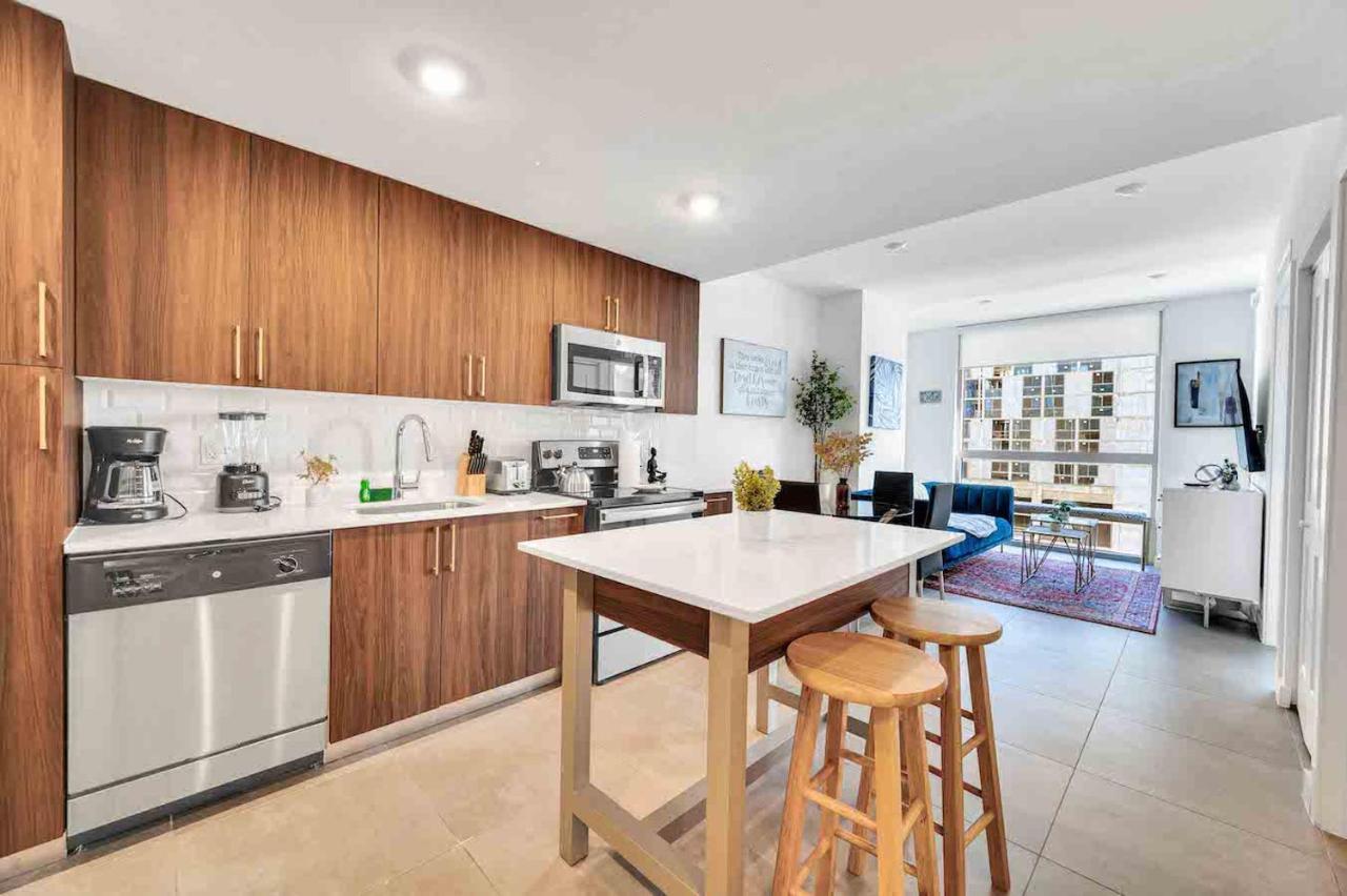 Charming In The Heart Of Downtown With Free Parking Apartment Miami