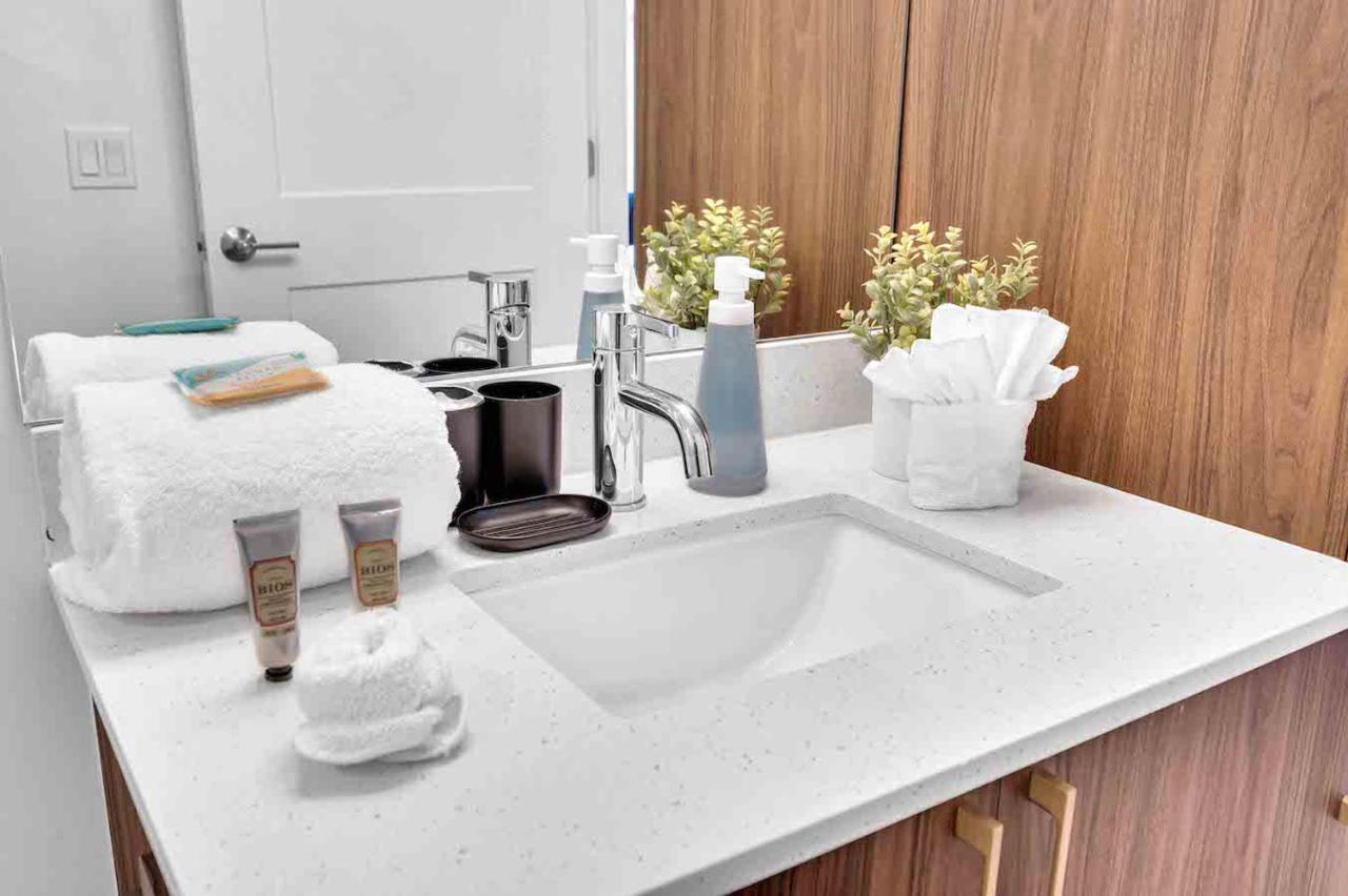 Apartamento Charming In The Heart Of Downtown With Free Parking